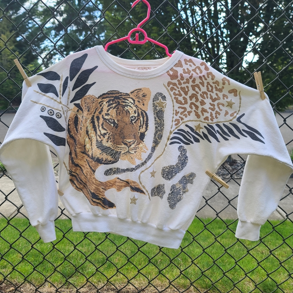 Vintage Gold Glitter Tiger Animal Print crew neck pullover sweatshirt - L